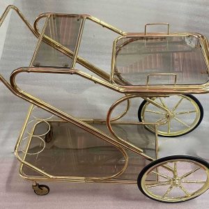 1970′ Grande Desserte Roulante Fer Doré Avec plateau Amovible Provenance Palace Parisien