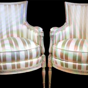 Paire De Bergères Anciennes d&rsquo;Epoque Directoire En Bois Laque Fin XVIIIème Siècle