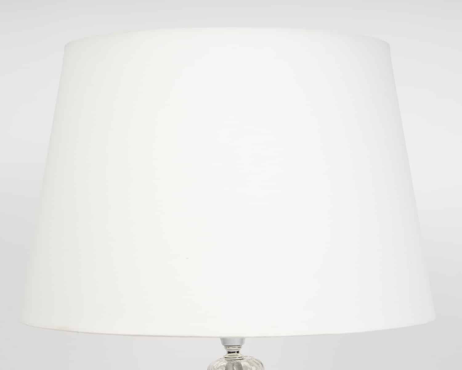 Paire de Lampes Transparentes et Abat-Jour Blanc, Style Baccarat – Image 6