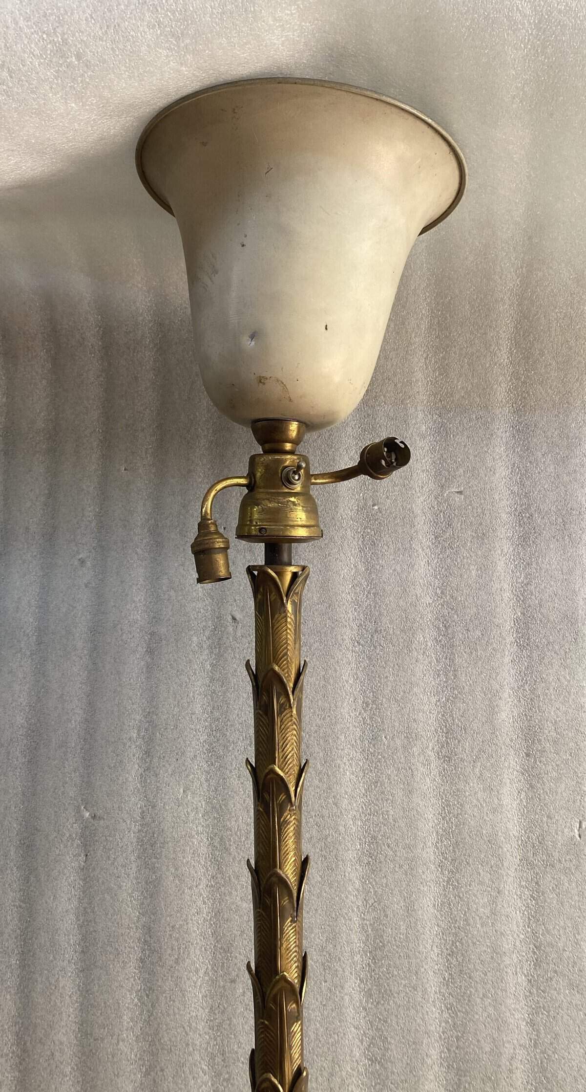 1970 Lampadaire en Bronze Doré Maison Baguès Modèle Palmier – Image 2