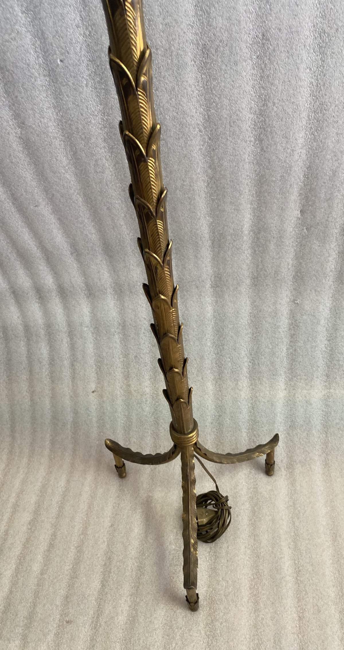 1970 Lampadaire en Bronze Doré Maison Baguès Modèle Palmier – Image 3