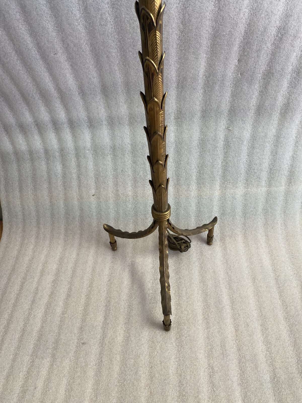 1970 Lampadaire en Bronze Doré Maison Baguès Modèle Palmier – Image 5